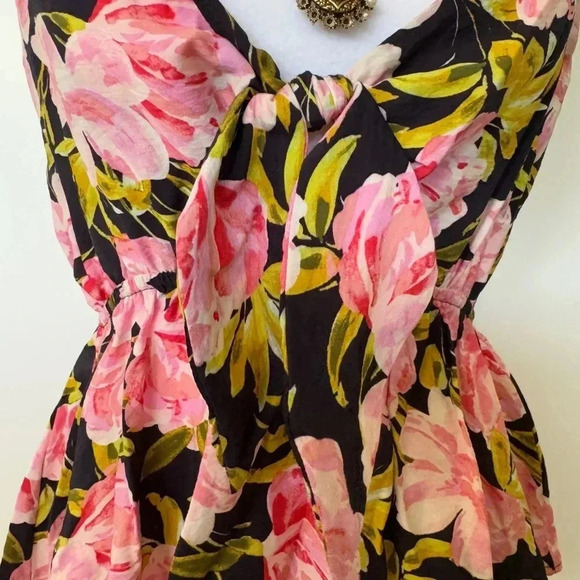 Floral Tank Blouse - Picture 4 of 9